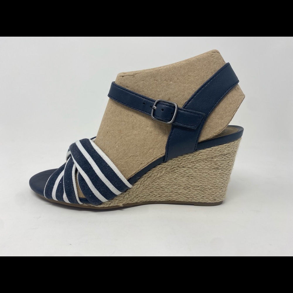 Clarks Margee Beth Wedge Sandal, Navy Textile